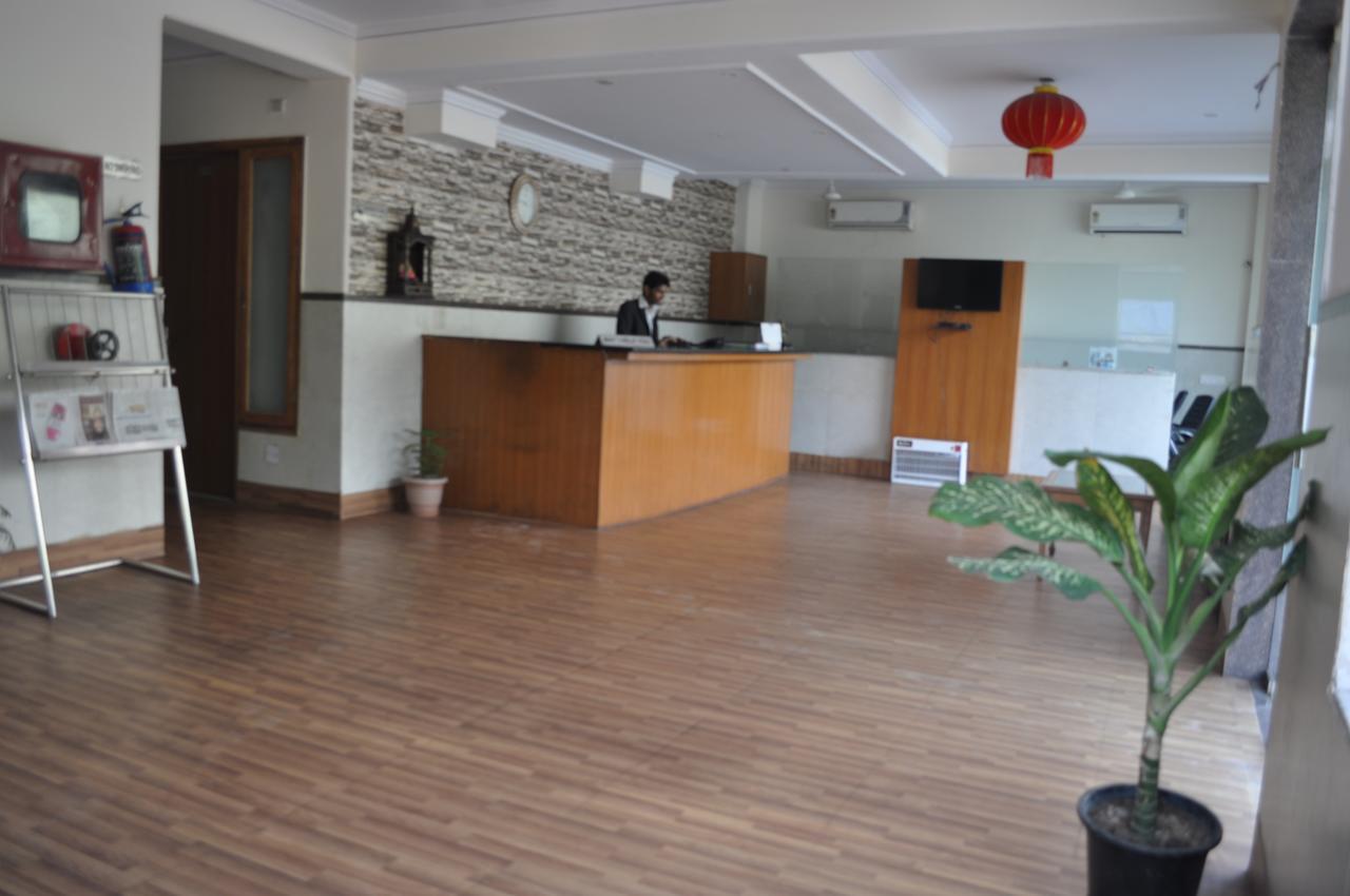 Casa Meera 诺伊达 外观 照片